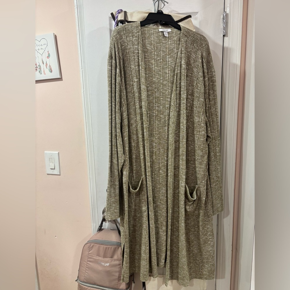 Cute Comfy Nine West Tan Cardigan Size XXL (Brand New)